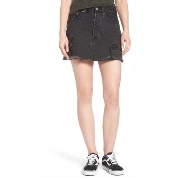 Wild Fable Black Denim Mini Skirt Size 8 - Picture 2 of 8